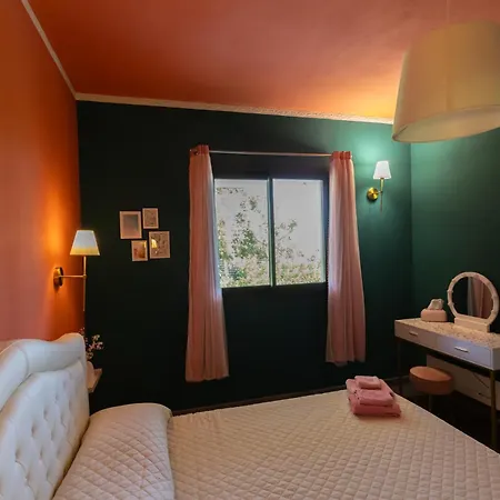 Xihouse Bed & -